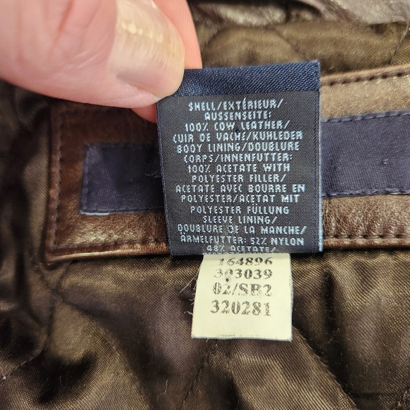 Vintage Gap 100% Cow Leather Long Jacket Mens XL Brown Quilted Lined 3 Button - Picture 8 of 11